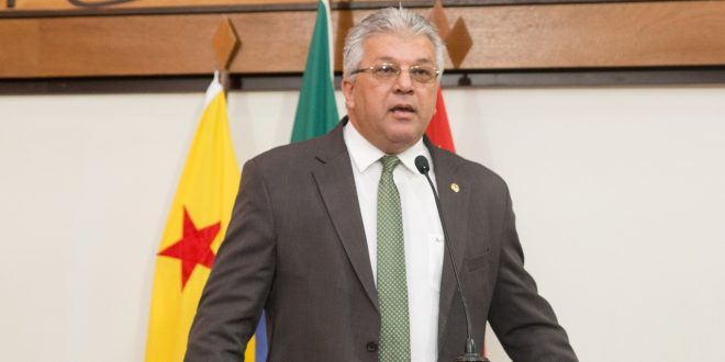 Deputado Nelson Sales defende descentralização de recursos das unidades de saúde Deputado Nelson Sales defende descentralização de recursos das unidades de saúde