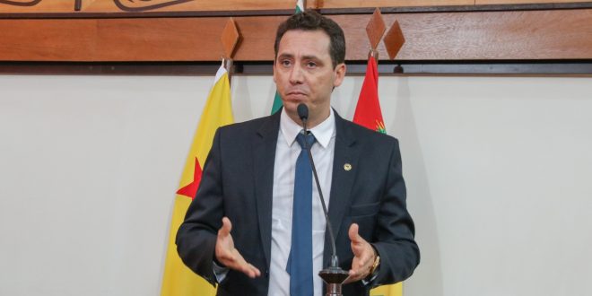 Deputado Jairo Carvalho pede suspensão da votação de PL que trata da homofobia Deputado Jairo Carvalho pede suspensão da votação de PL que trata da homofobia