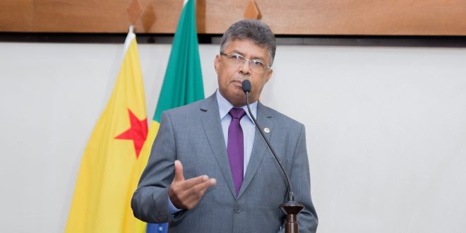 Deputado Antônio Pedro diz que governo não quitou as dívidas com funcionários da Natex Deputado Antônio Pedro diz que governo não quitou as dívidas com funcionários da Natex