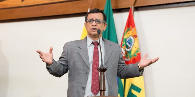 Deputado Luiz Gonzaga denuncia falta de anestesia na maternidade de Cruzeiro do Sul Deputado Luiz Gonzaga denuncia falta de anestesia na maternidade de Cruzeiro do Sul
