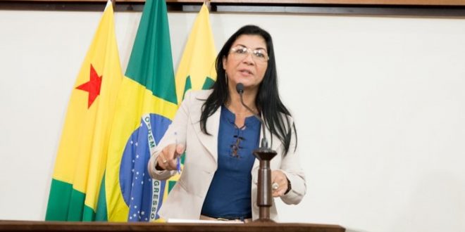 Deputada Eliane Sinhasique diz que que inauguração de salas do hospital do Alto Acre não passa de atitude eleitoreira do governador Deputada Eliane Sinhasique diz que que inauguração de salas do hospital do Alto Acre não passa de atitude eleitoreira do governador