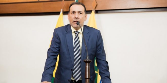 Deputado Heitor Junior agradece pelos votos recebidos e lamenta sua não reeleição Deputado Heitor Junior agradece pelos votos recebidos e lamenta sua não reeleição