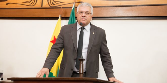 Deputado Nelson Sales acusa governo do Estado de descaso com ações de combate à dengue em Sena Deputado Nelson Sales acusa governo do Estado de descaso com ações de combate à dengue em Sena