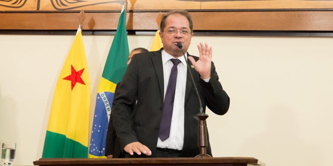 Marcus Cavalcante demonstra preocupação com setor comercial do Estado “Já estão no limite” Marcus Cavalcante demonstra preocupação com setor comercial do Estado “Já estão no limite”