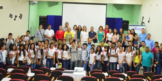 Nicolau Júnior destaca sucesso de Oficinas do Interlegis e de Técnica Vocal no interior Nicolau Júnior destaca sucesso de Oficinas do Interlegis e de Técnica Vocal no interior