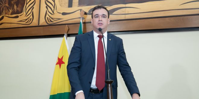 Daniel Zen pede investigação federal sobre gastos com a Covid-19 no Acre Daniel Zen pede investigação federal sobre gastos com a Covid-19 no Acre