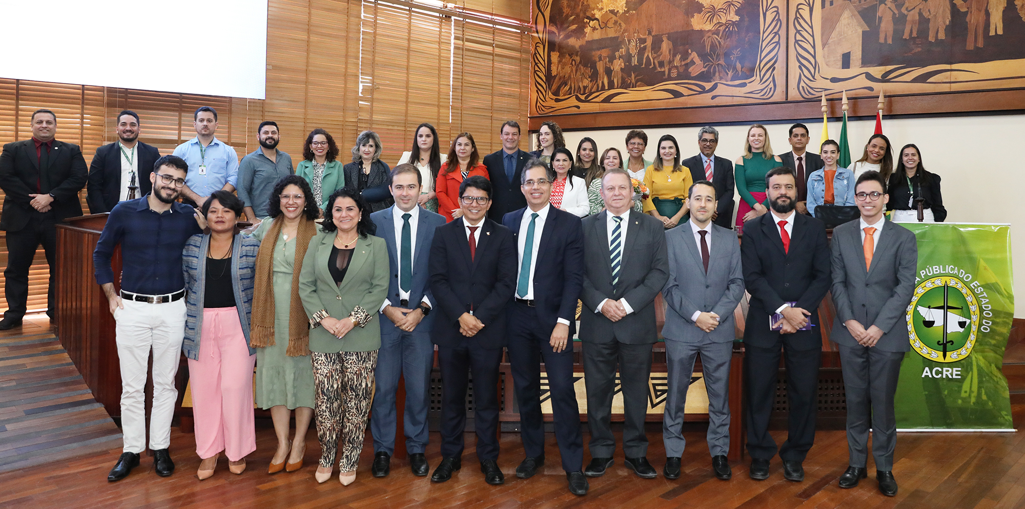 Aleac promove sessão solene em homenagem à Defensoria Pública Aleac promove sessão solene em homenagem à Defensoria Pública