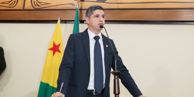 Deputado Fagner Calegário pede que a Seinfra implante o “Ramais do Acre” no Taquari Deputado Fagner Calegário pede que a Seinfra implante o “Ramais do Acre” no Taquari