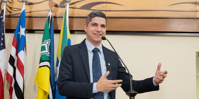 Ao defender medidas para conter pandemia, Calegário diz: “Nós precisamos garantir que a população vá ficar bem” Ao defender medidas para conter pandemia, Calegário diz: “Nós precisamos garantir que a população vá ficar bem”