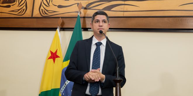 Deputado Fagner Calegário afirma que previdência pretendida pelo governo do Estado é inadmissível Deputado Fagner Calegário afirma que previdência pretendida pelo governo do Estado é inadmissível