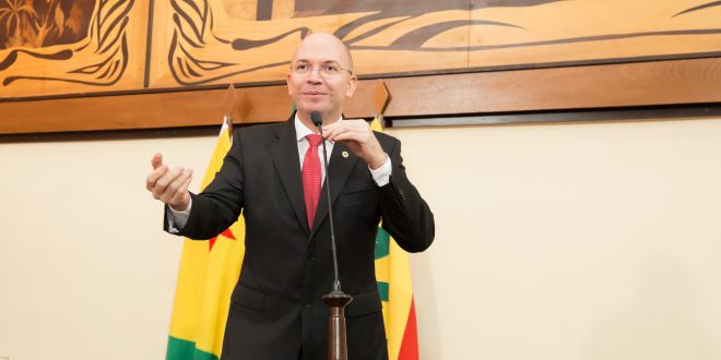 Deputado Gehlen Diniz destaca contratação de aprovados no concurso da polícia Deputado Gehlen Diniz destaca contratação de aprovados no concurso da polícia