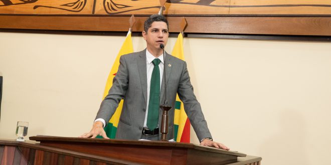 Deputado Fagner Calegário afirma que não retira sua assinatura da CPI da Energisa Deputado Fagner Calegário afirma que não retira sua assinatura da CPI da Energisa