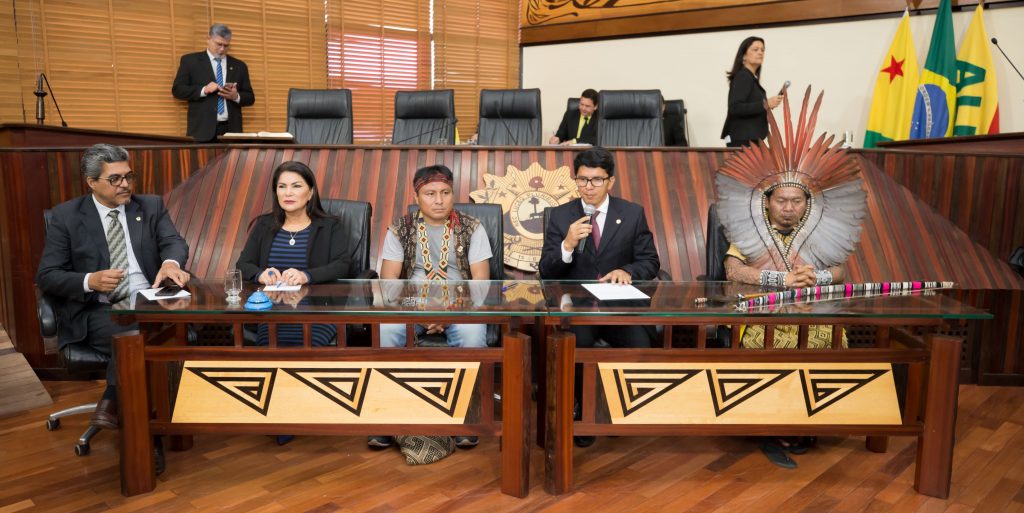 reuniao-om-indigenas220519b