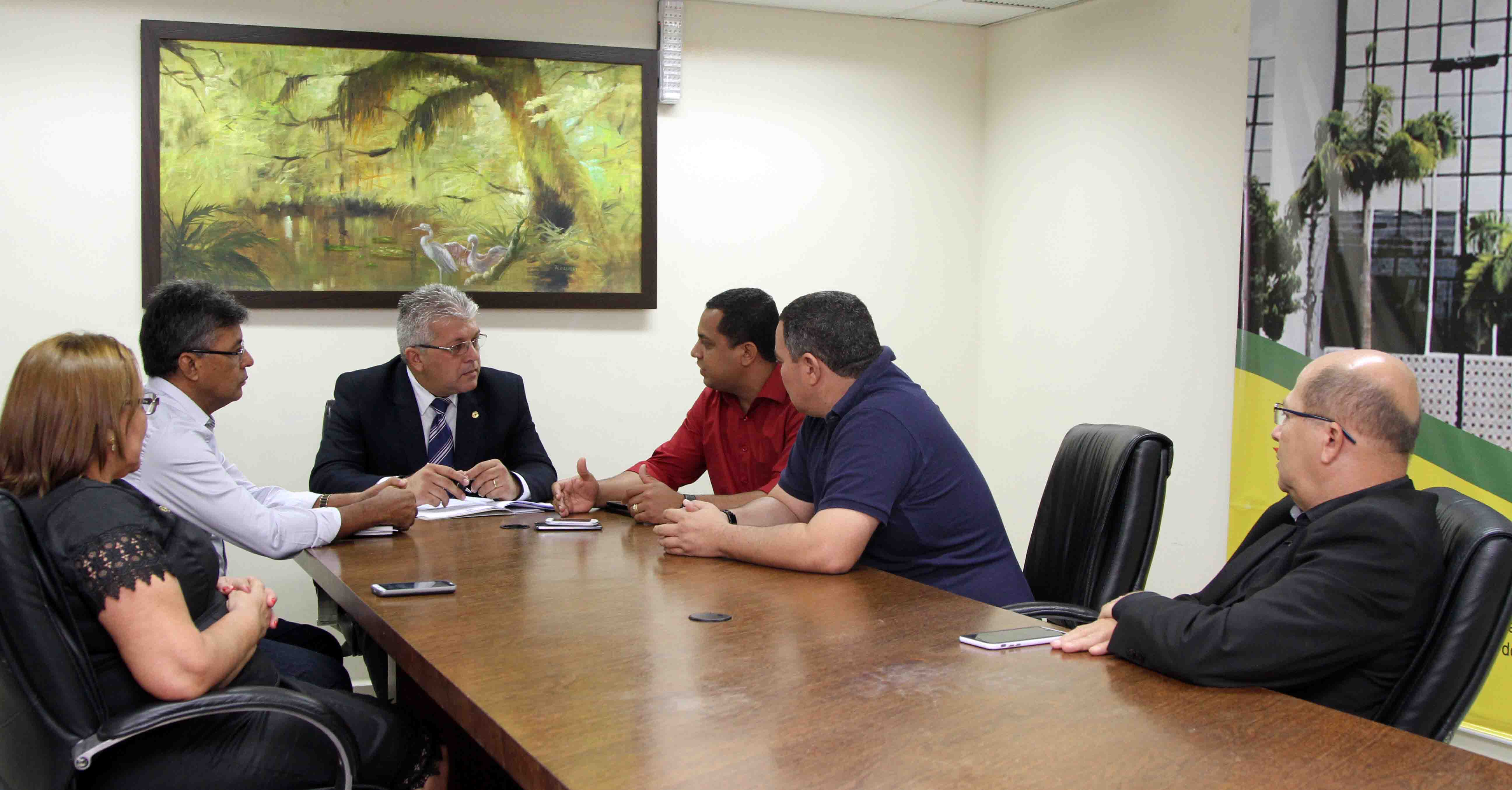 Comissão da Criança e do Adolescente da Aleac recebe diretor-presidente do ISE