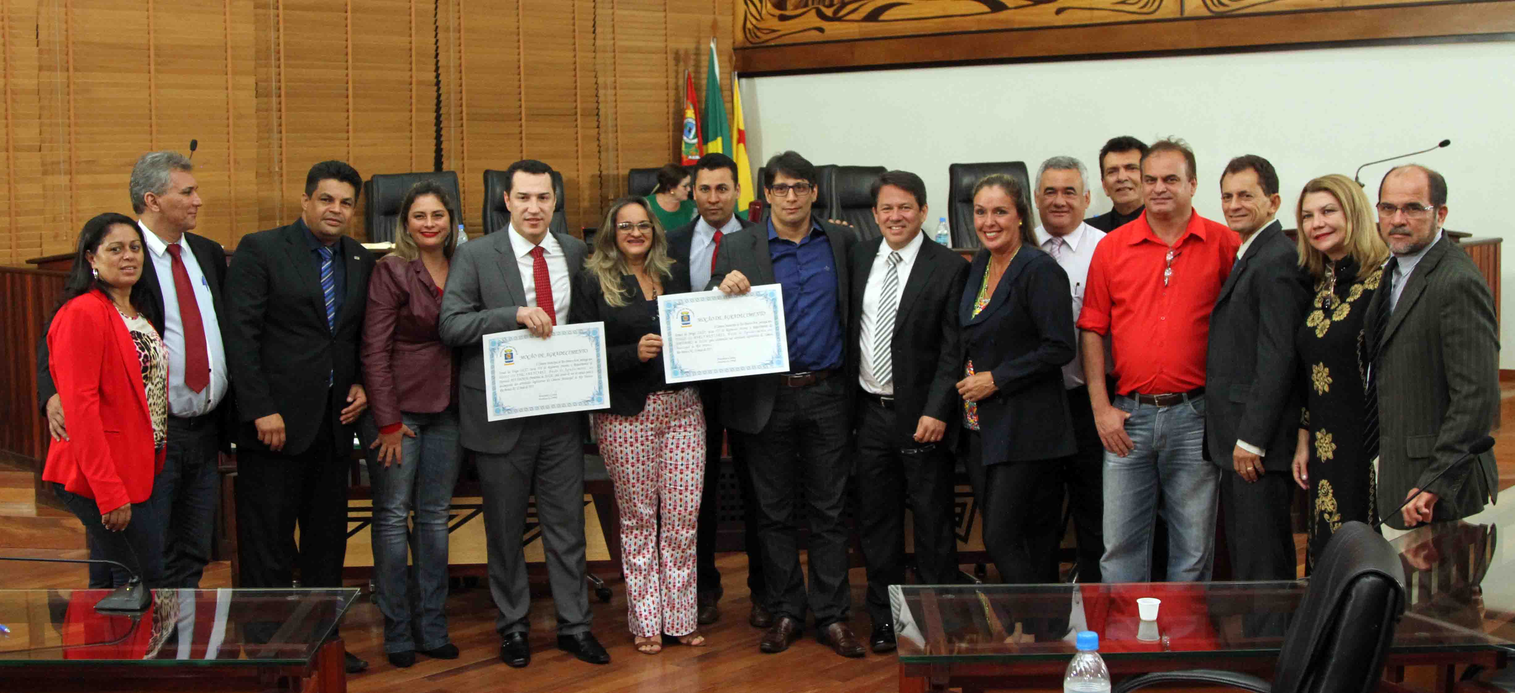 Ney Amorim e servidores da Aleac são homenageados pela Câmara de Rio Branco