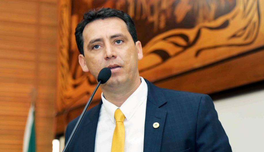 Deputado Jairo Carvalho apresenta relatório de visita ao Vale do Juruá