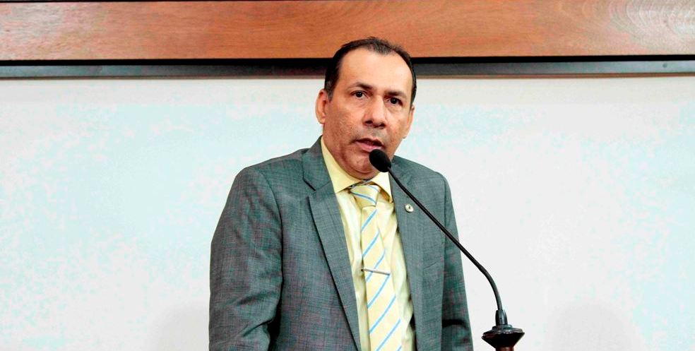 Deputado Heitor Júnior quer empreendedorismo e hepatite na grade curricular do ensino fundamental e médio