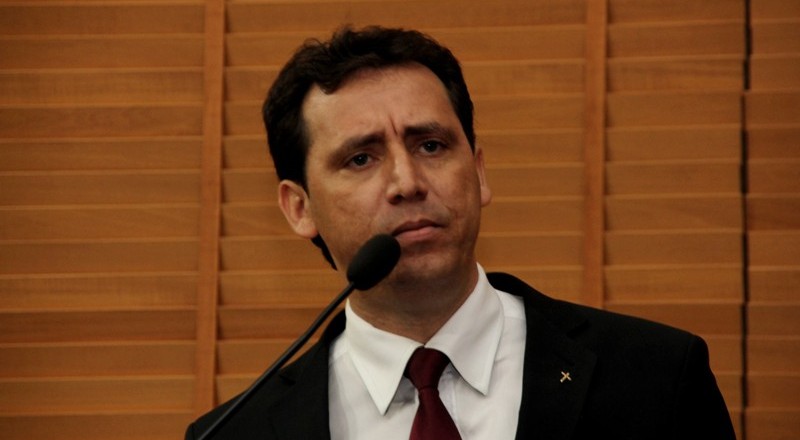 Deputado Jairo Carvalho se pronuncia favorável à CPI para investigar Programa Ruas do Povo