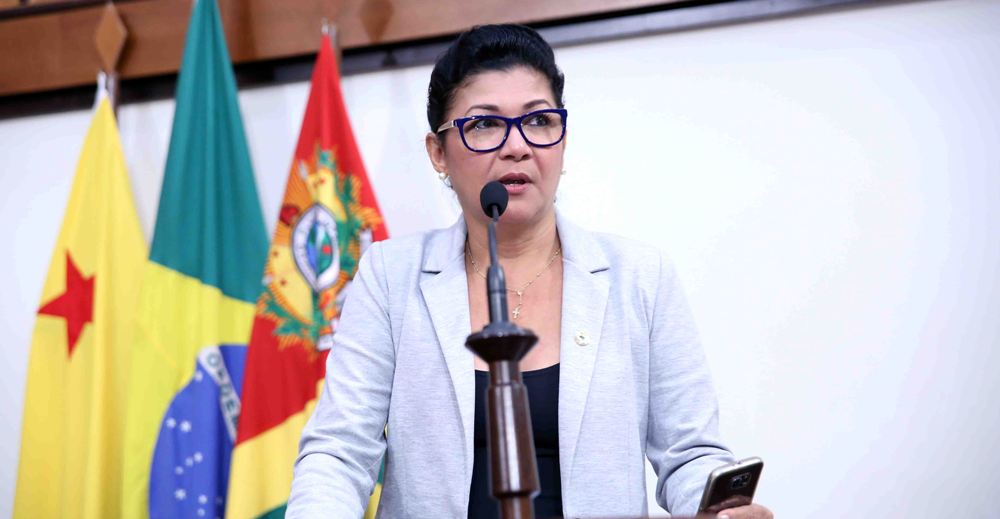 Deputada Eliane Sinhasique denuncia que equipamentos do setor de nefrologia do Hospital das Clínicas necessitam de reparos