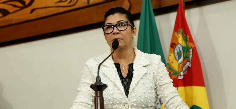 Deputada Eliane Sinhasique repudia nota emitida pelo Partido dos Trabalhadores