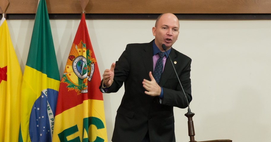 Deputado Gehlen Diniz expressa apoio a manifestação de agentes penitenciários