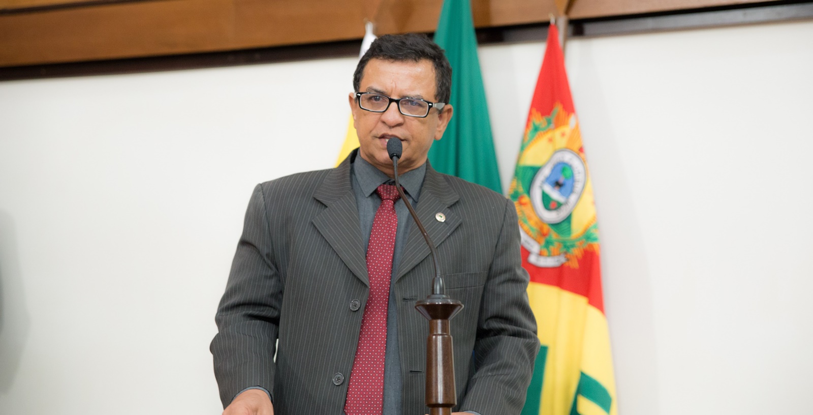 Deputado Luiz Gonzaga quer saber paradeiro de helicóptero adquirido pelo governo para combater a violência