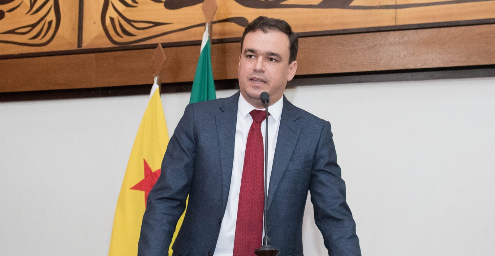 Deputado Daniel Zen destaca inauguração do novo prédio da Escola Rita Maia em Xapuri