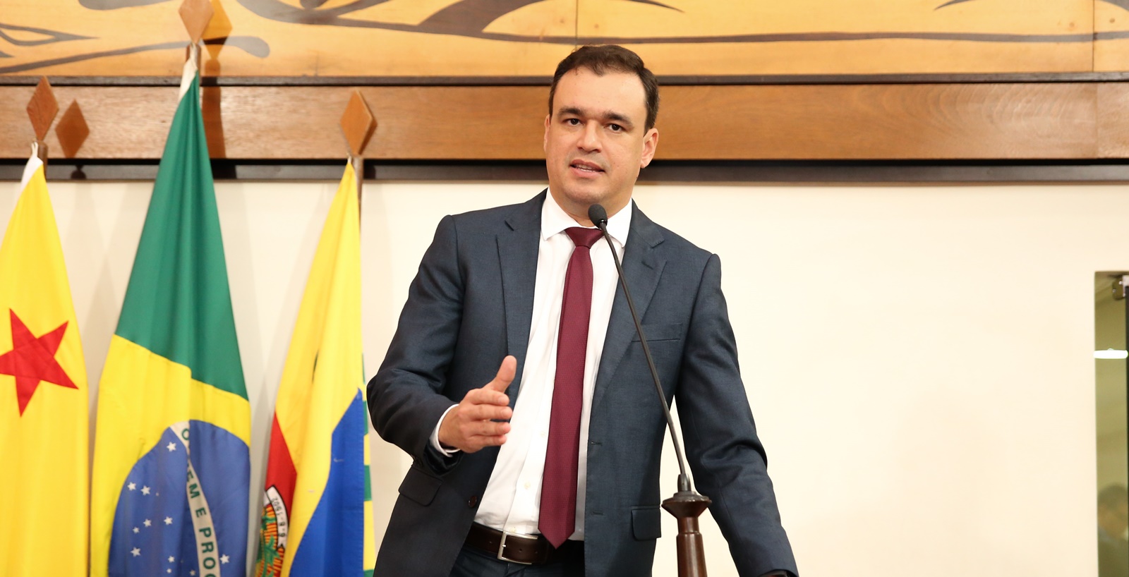 Deputado Daniel Zen destaca investimentos do governo na Educação