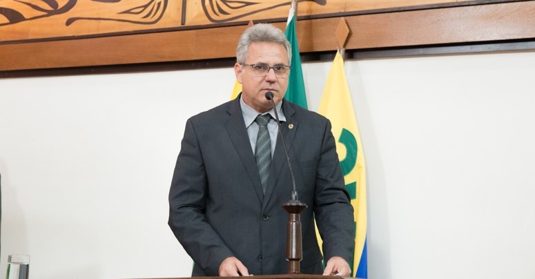 Deputado Lourival Marques apresenta informações sobre os serviços de iluminação pública de Thaumaturgo