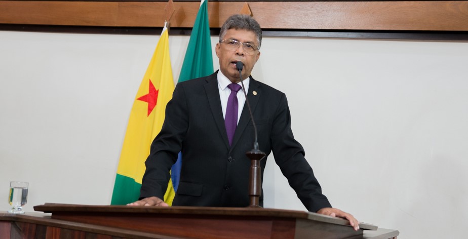 Deputado Antônio Pedro acusa governo de não pagar funcionários da Natex