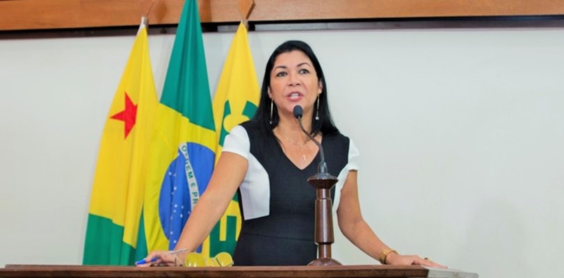 Deputada Eliane Sinhasique denuncia lentidão de cirurgias ortopédicas no Huerb