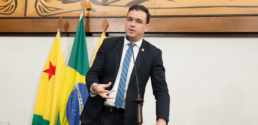 Deputado Daniel Zen afirma que projetos do Executivo serão apresentados ao novo governo antes de tramitar na Aleac