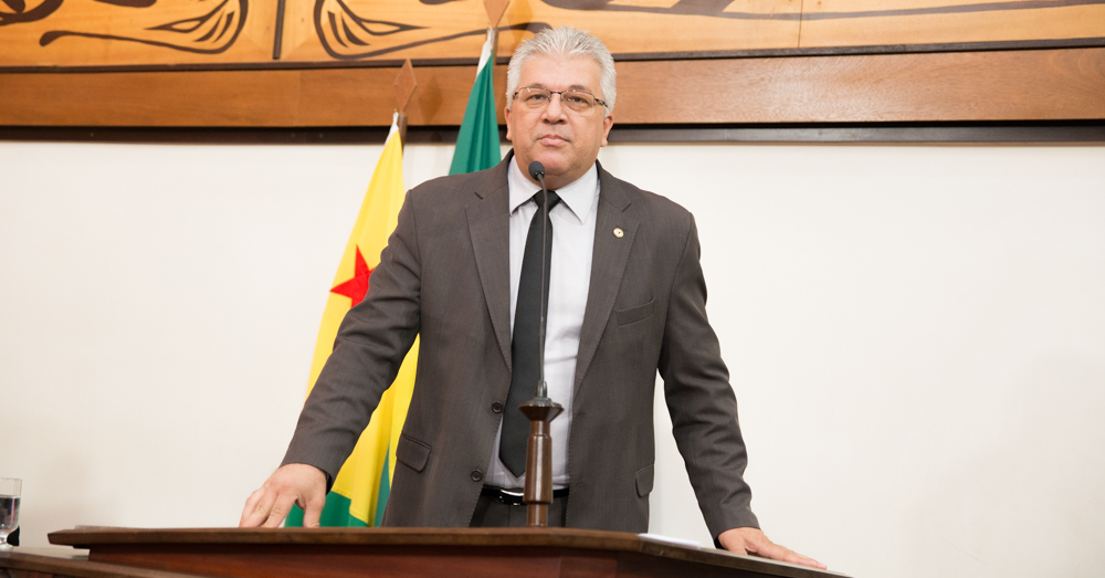 Deputado Nelson Sales acusa governo do Estado de descaso com ações de combate à dengue em Sena