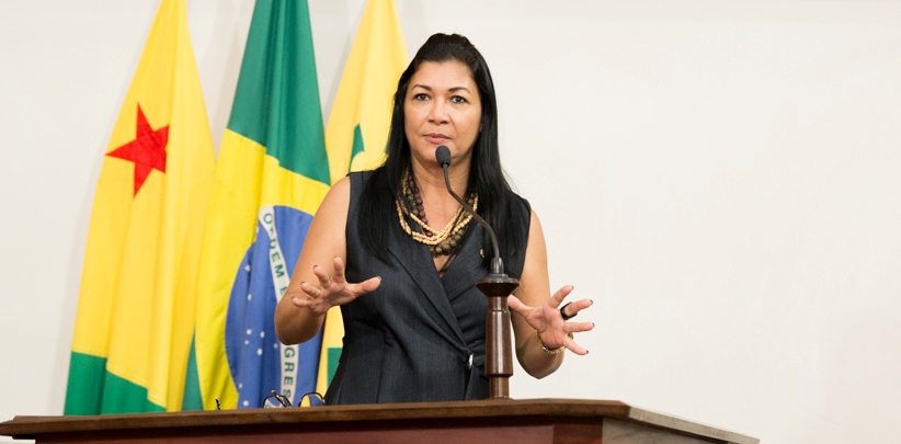 Deputada Eliane Sinhasique destaca resultados positivos de colégio militar