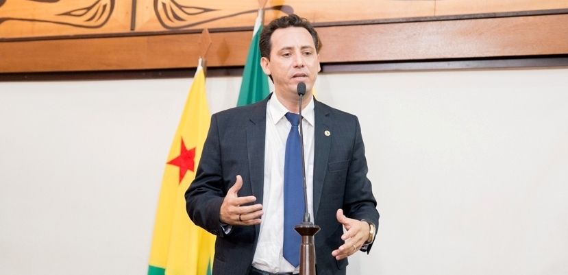 Deputado Jairo Carvalho comemora saída de Cuba do Programa Mais Médicos
