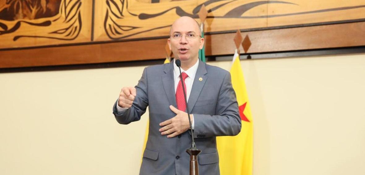Gehlen Diniz defende fim de pagamento de pensão a ex-governadores