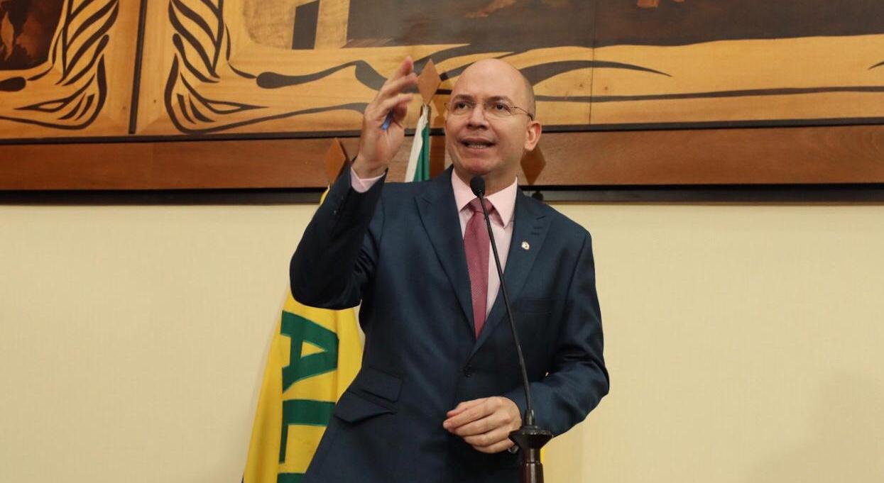 Gehlen Diniz afirma que governo vai convocar aprovados em certame da polícia