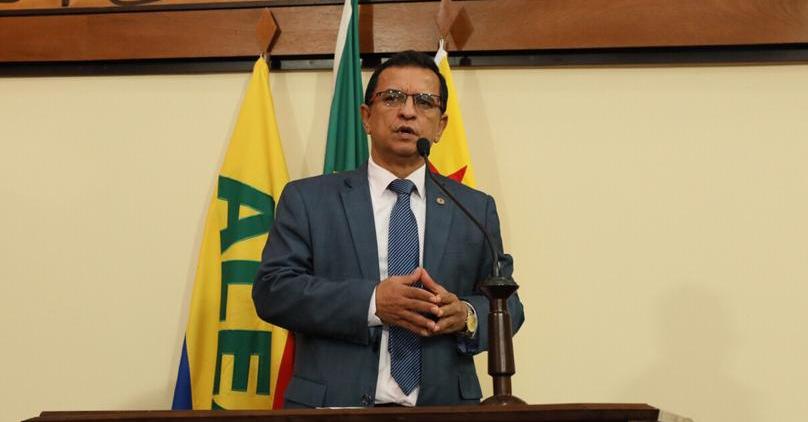 ﻿Deputado Luiz Gonzaga diz que secretário de Saúde tem obrigação de receber os representantes do povo