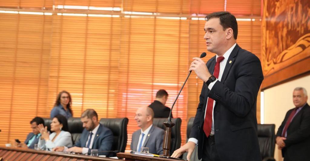 Daniel Zen diz que secretário de Educação está sendo boicotado