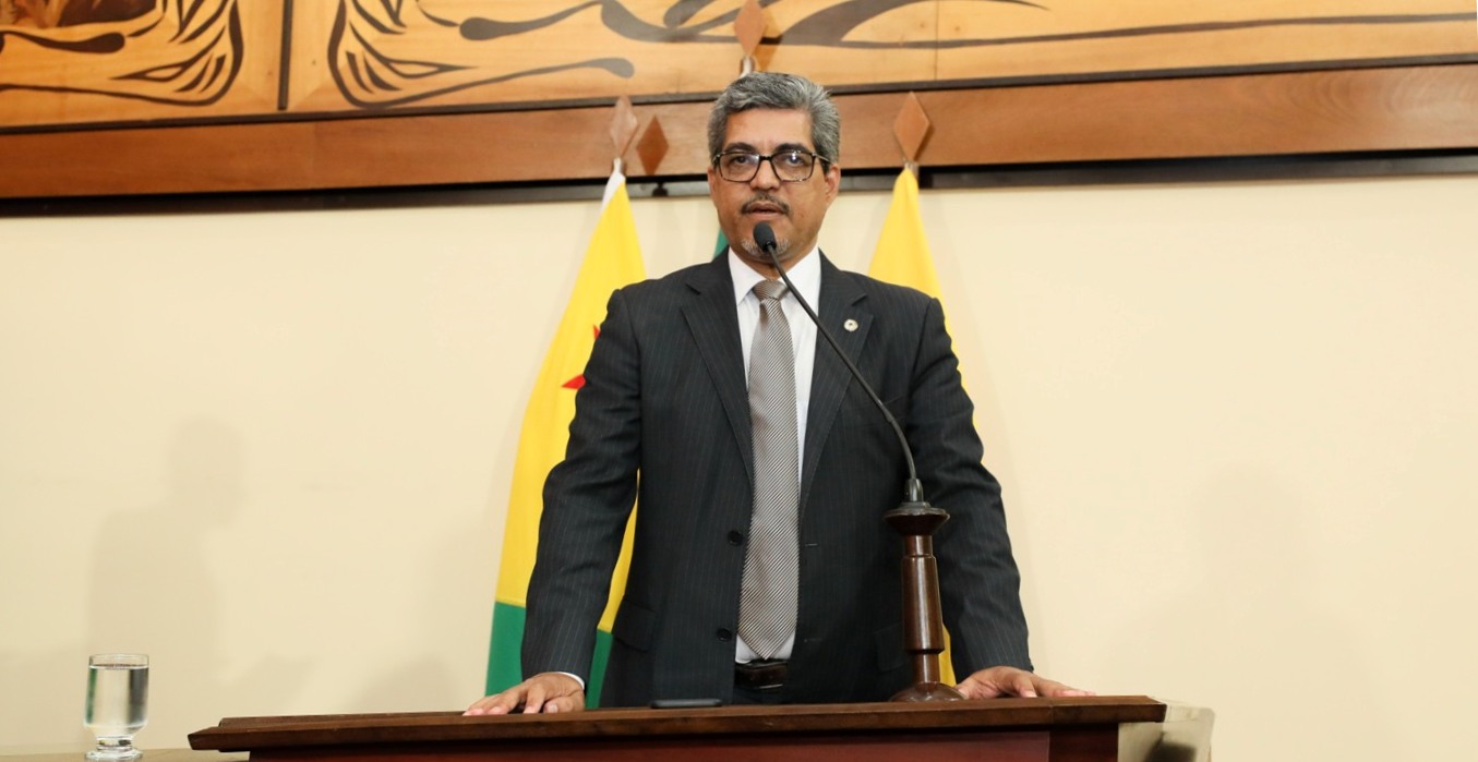 Edvaldo Magalhães destaca reunião da COF com comerciantes atingidos por incêndio