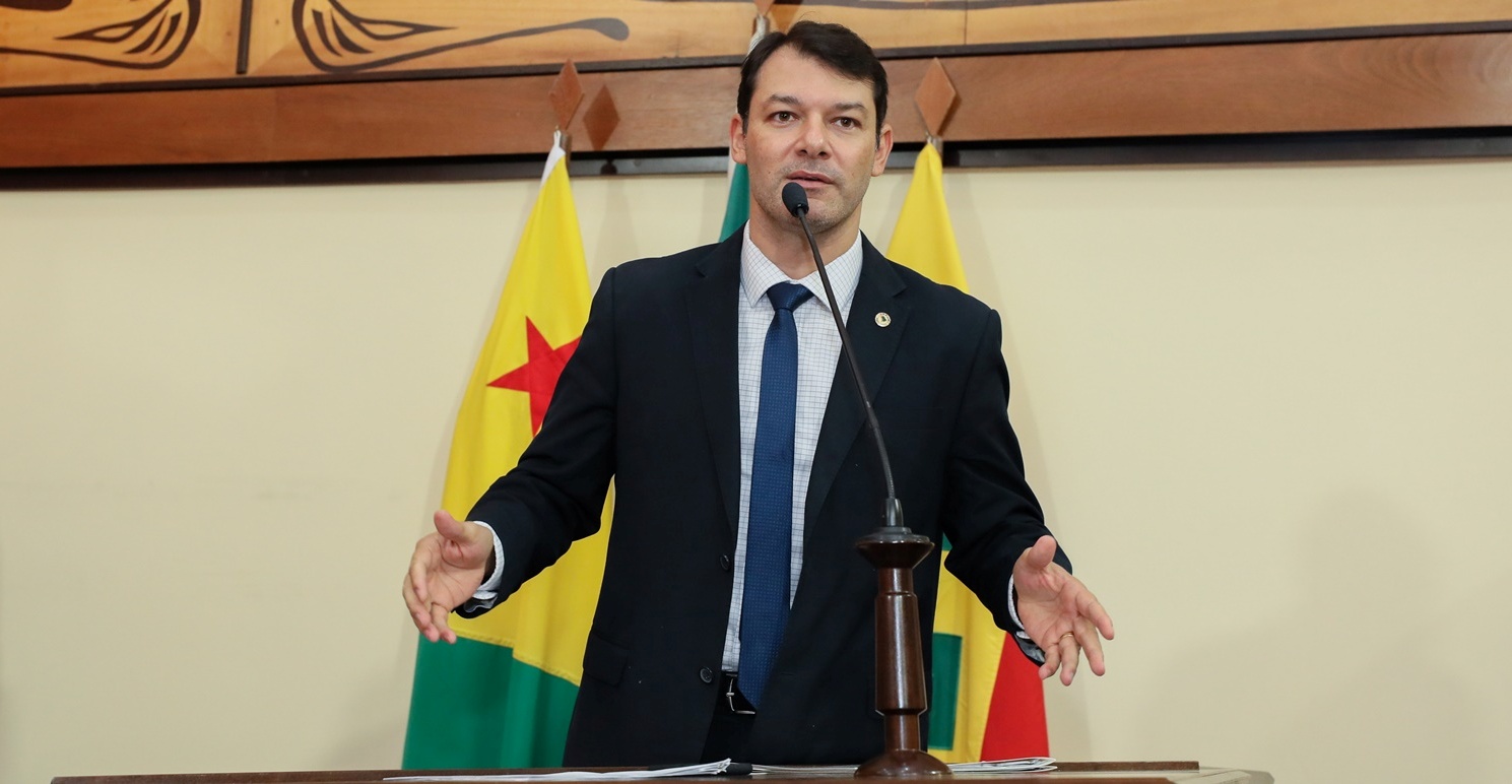 Roberto Duarte apresenta projeto de lei que veda nomeação de ficha suja