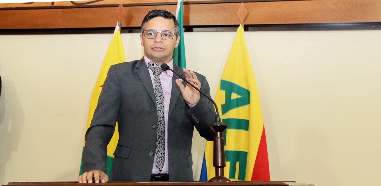 Wagner Felipe pede reativação da Cageacre de Manoel Urbano