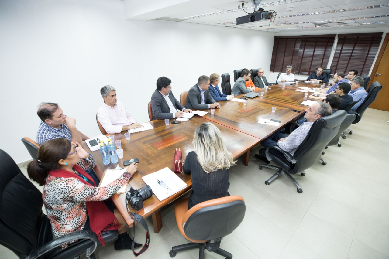 ﻿Comissão de Orçamento e Finanças da Aleac se reúne com representante do MP