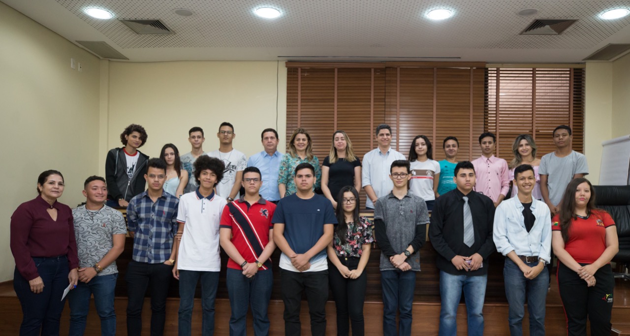 ﻿Jovens parlamentares acreanos elegem mesa diretora