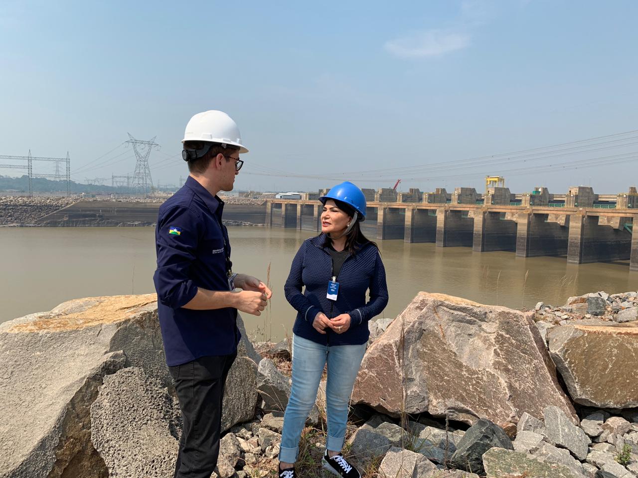 Antonia Sales visita Usina de Santo Antônio e reconhece empenho das empresas para minimizar impacto ambiental