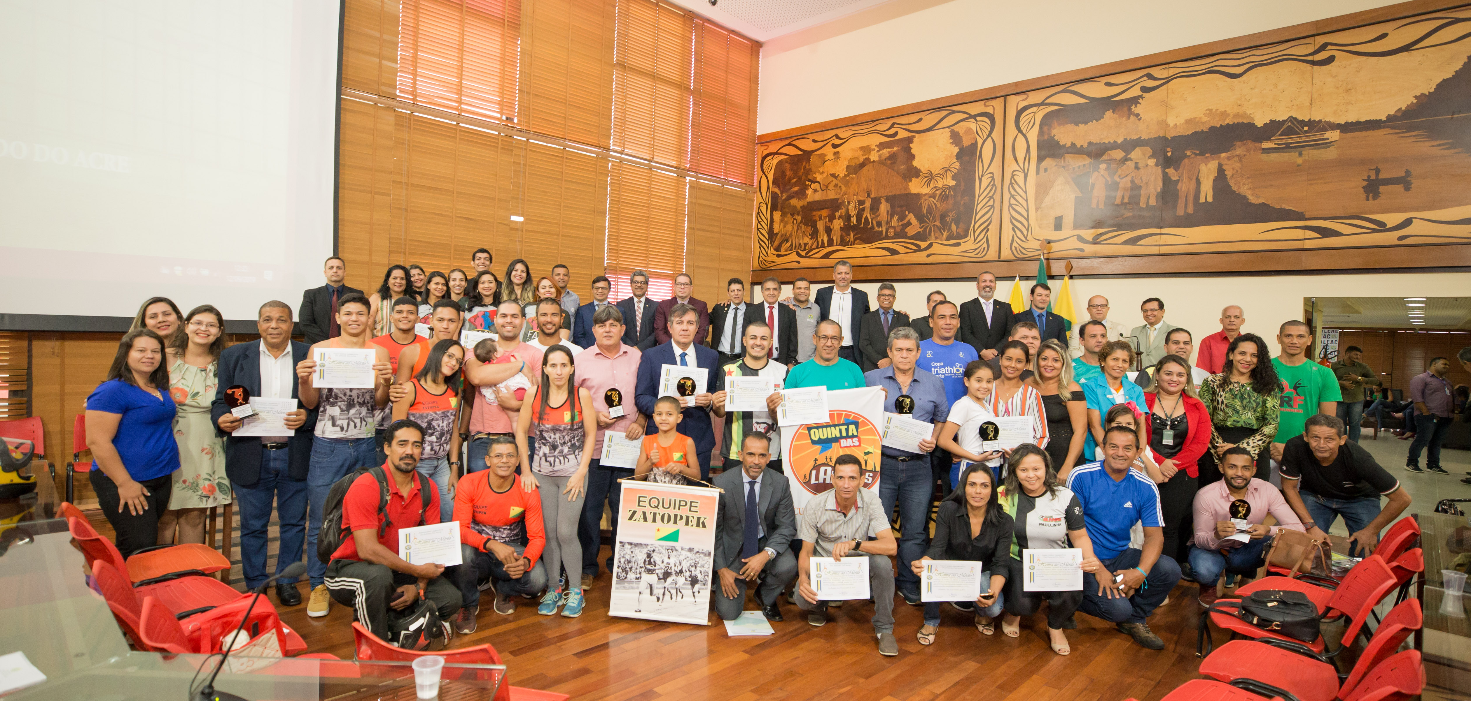 ﻿Profissionais de Educação Física são homenageados na Aleac