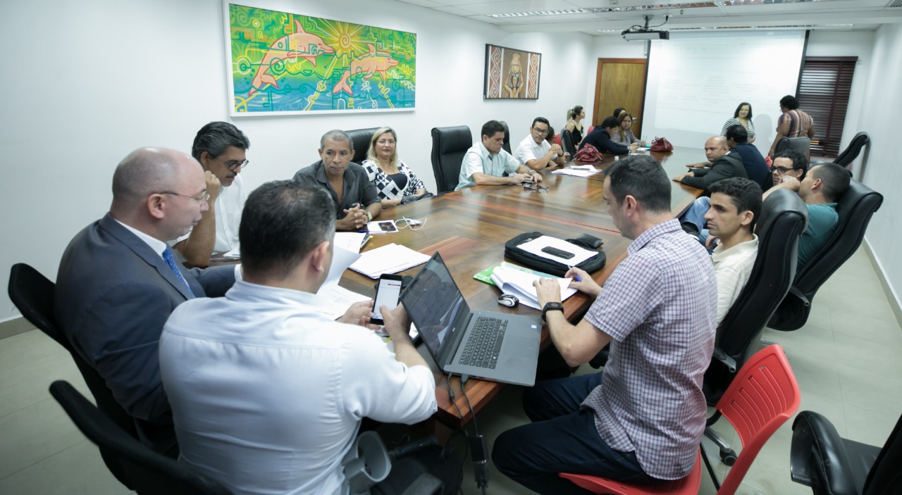 ﻿Deputados voltam a se reunir com líderes sindicais para discutir reforma da Previdência
