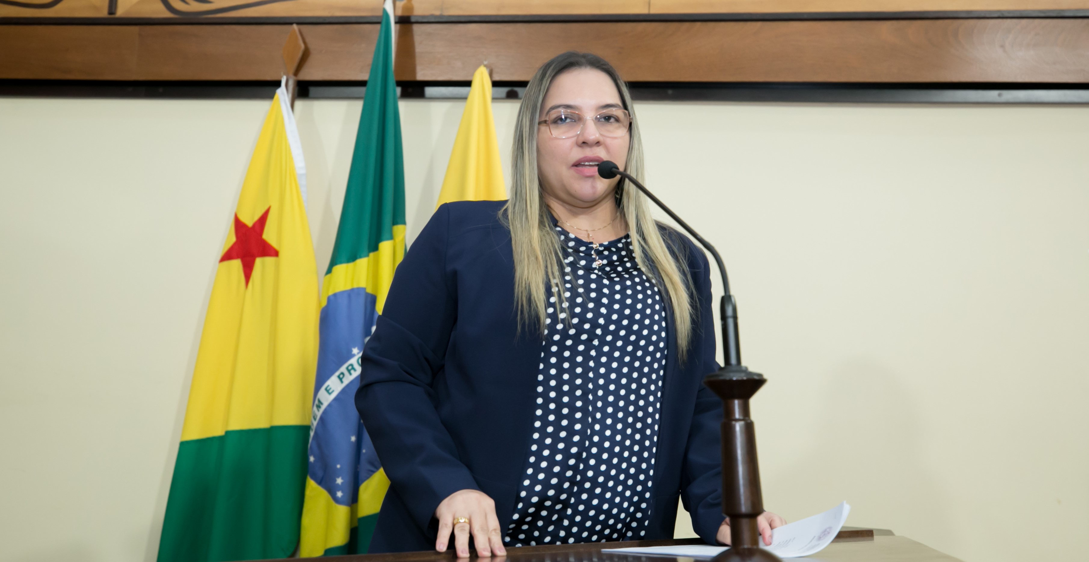 Deputada Meire Serafim se solidariza com a deputada Doutora Juliana