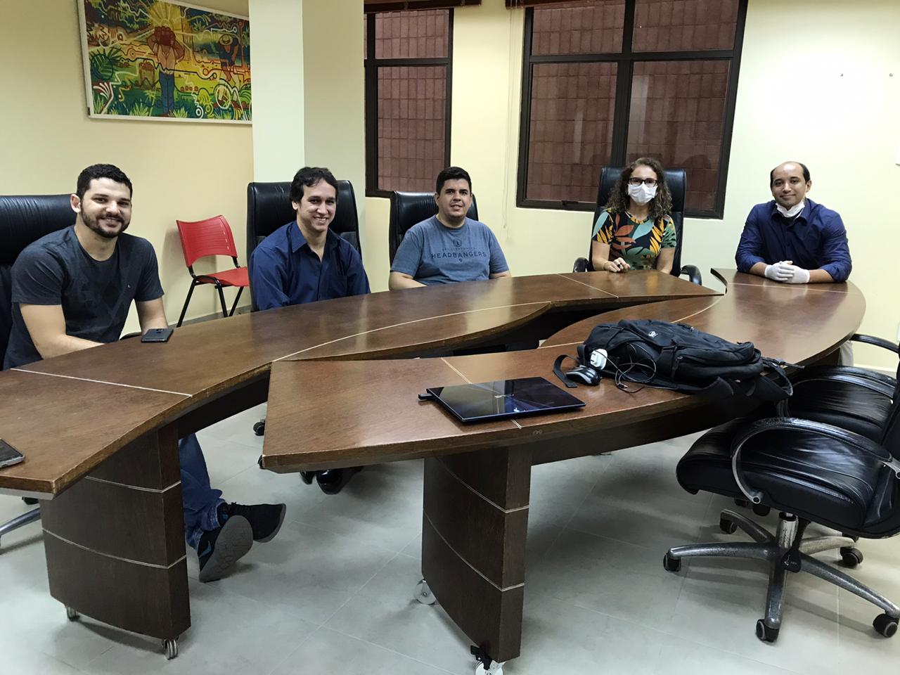 Equipe técnica da Aleac se reúne com técnicos da TI da Câmara de Vereadores de Rio Branco