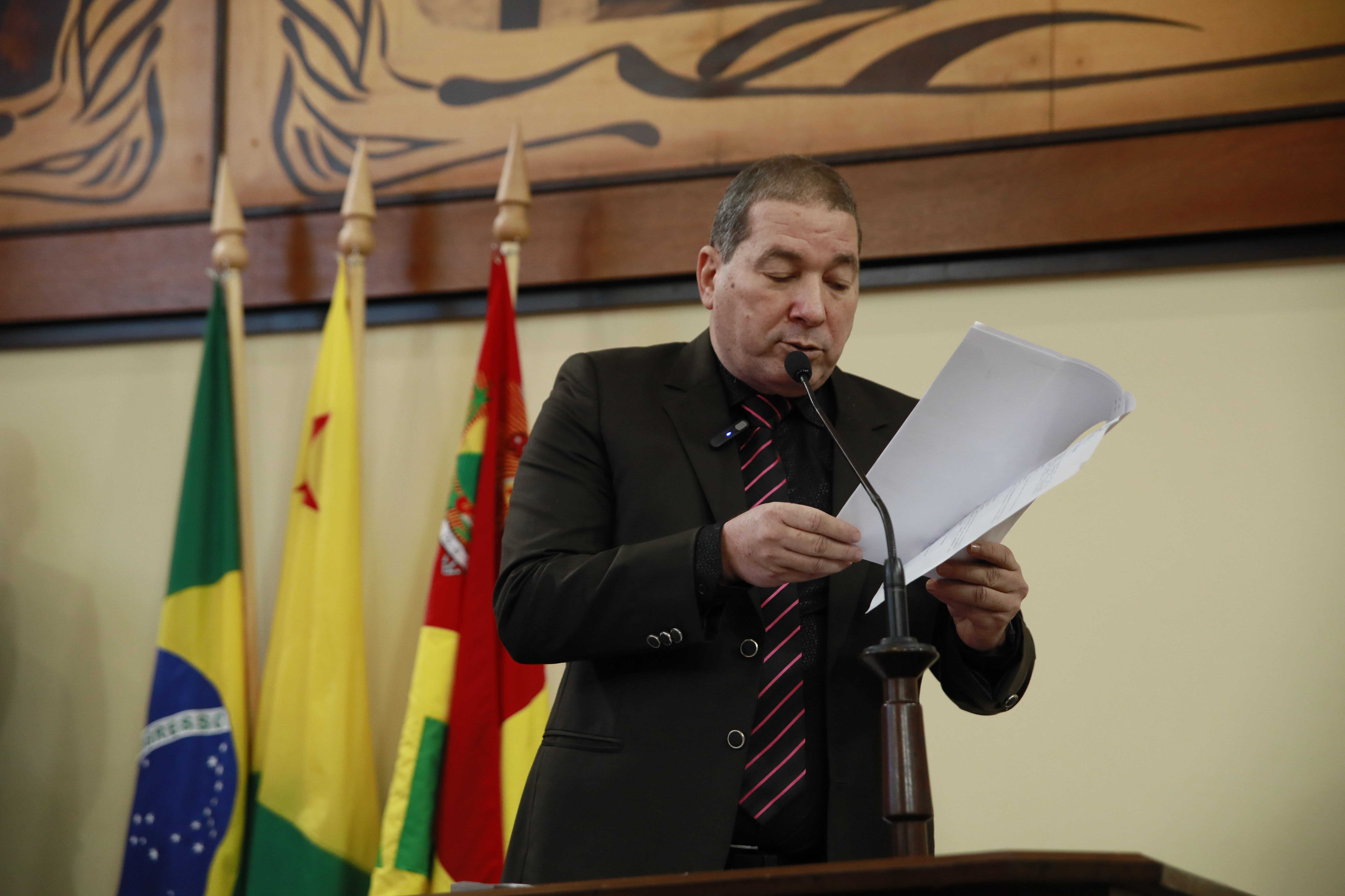 Deputado Chico Viga pede congelamento no valor do IPVA